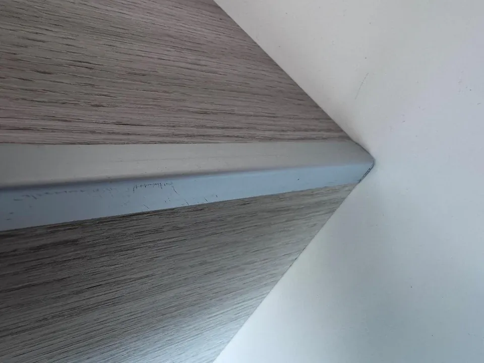 AL224-PP · Perfil esquinero, imagen del fabricante