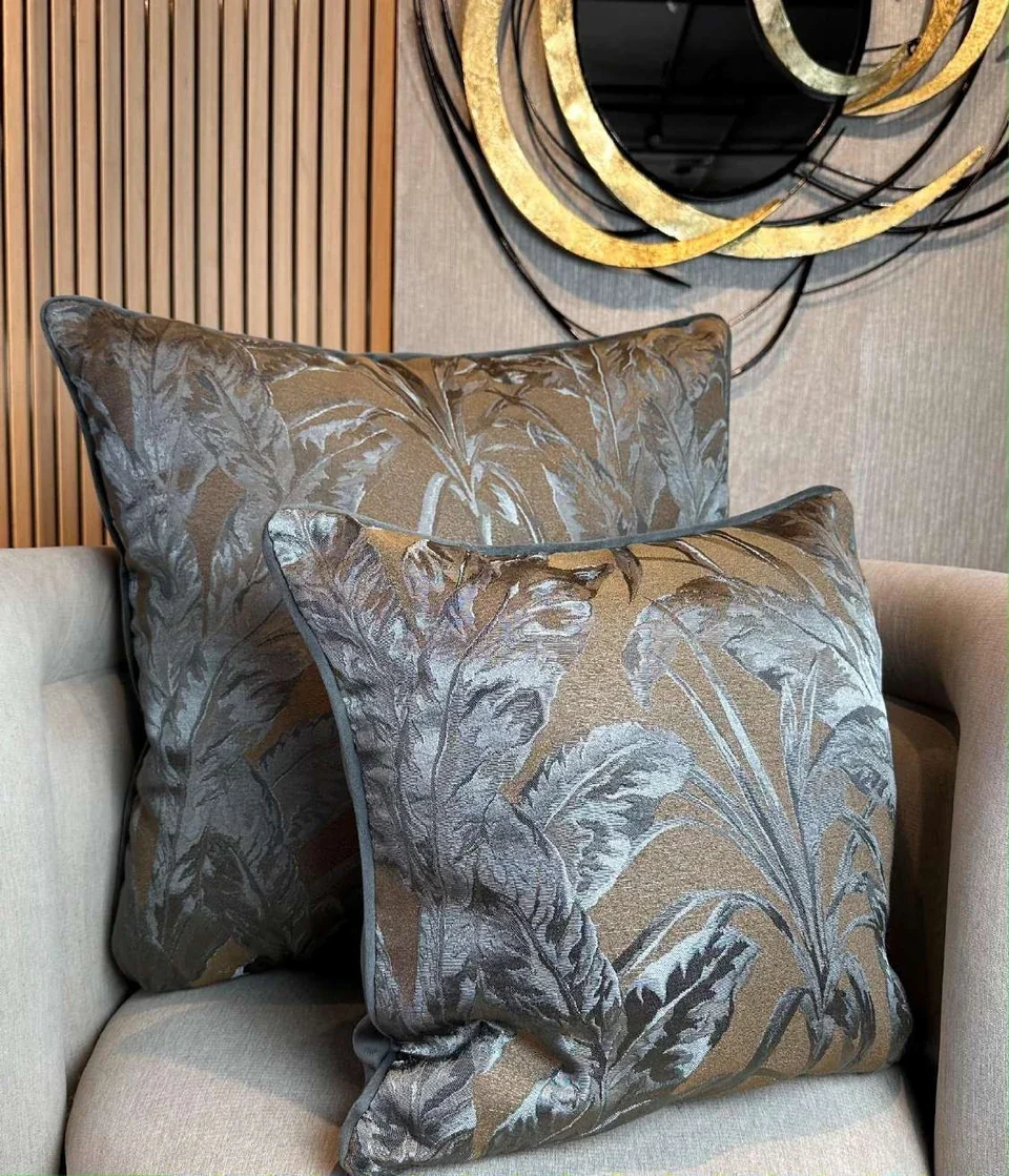 Kusadasi CM4542, imagen del fabricante