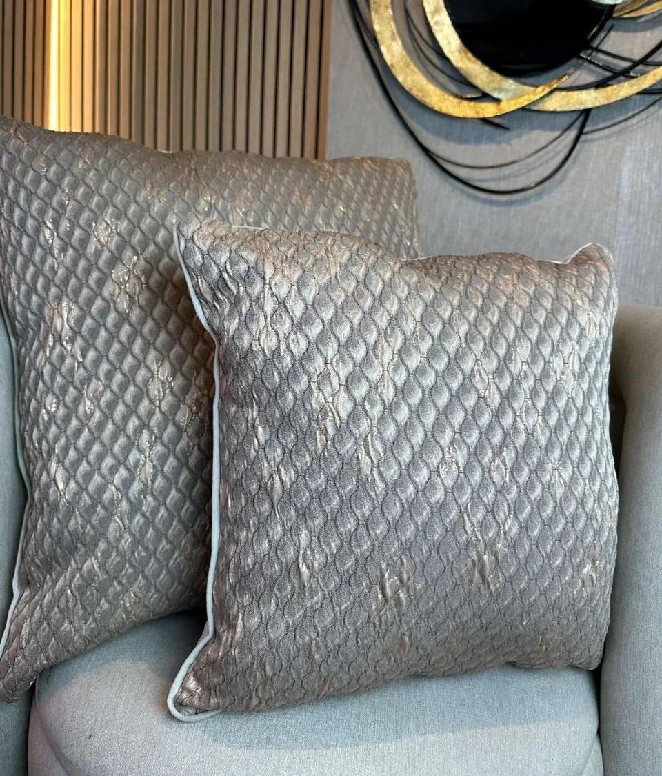 Kusadasi CM4553, imagen del fabricante