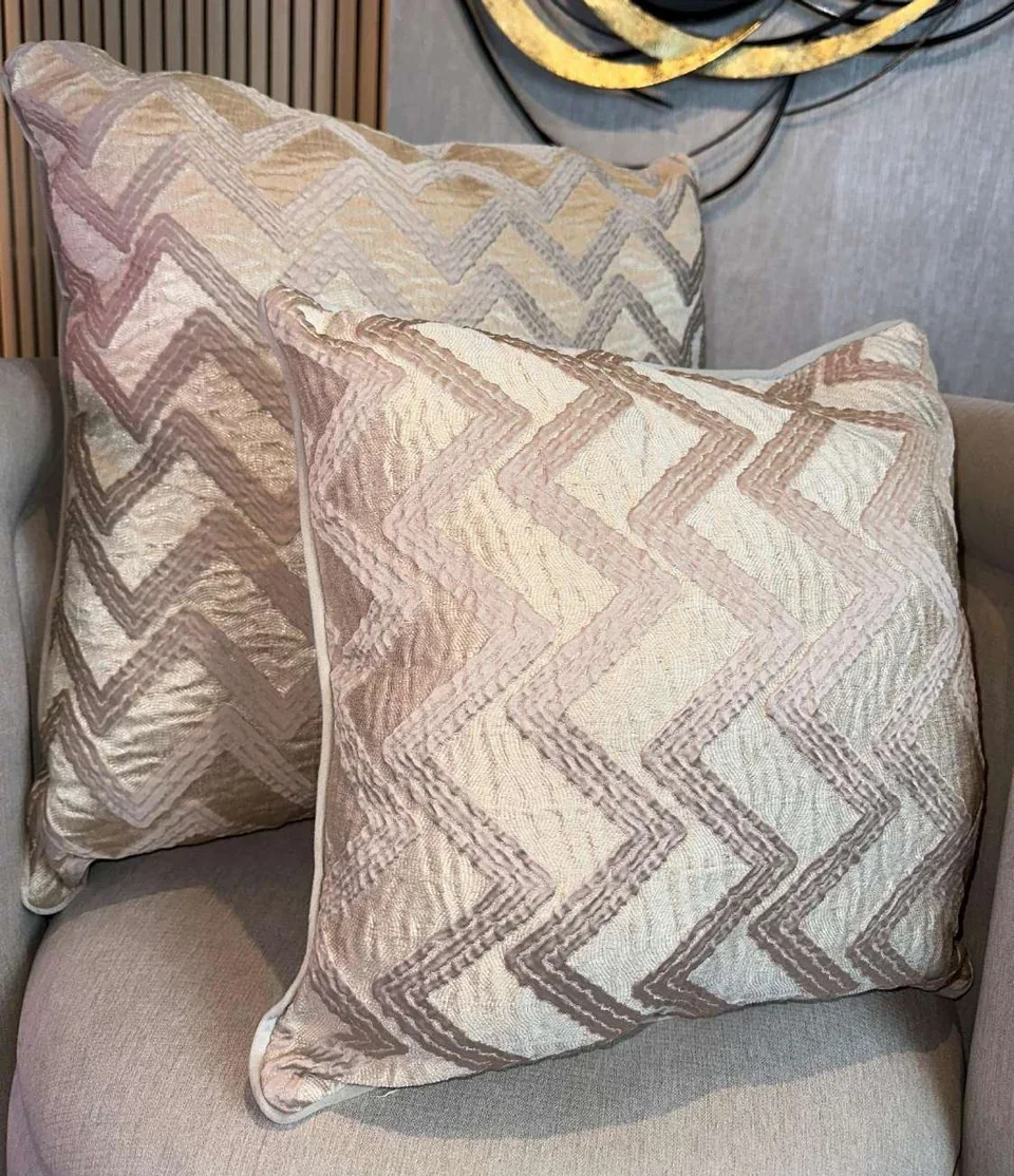 Kusadasi CM4551, imagen del fabricante