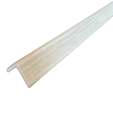 W-25-35L · Esquinero para WPC interior, imagen del fabricante
