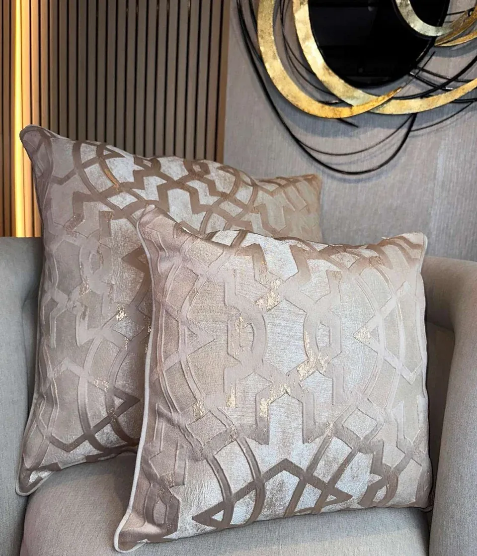 Kusadasi CM6069, imagen del fabricante